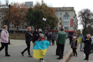 Київ передасть Херсону автобуси та швидкі