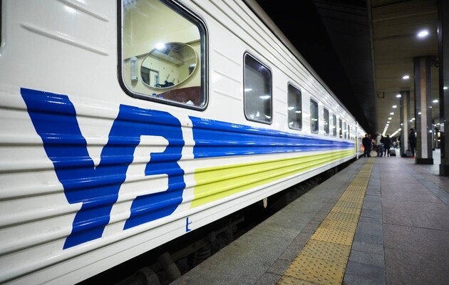 Из Киева в Херсон сегодня отправится первый после оккупации поезд 