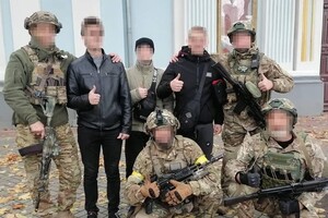 Нарешті вдома: з російського полону повернулися три українських морських піхотинця
