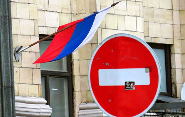 FT: В Центральній Європі на протестах вимагають примирення з Росією і скасування санкцій