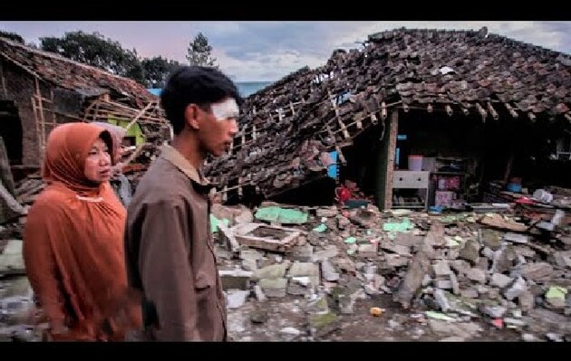 Число жертв землетрясения в Индонезии возросло до 162: среди погибших – много школьников