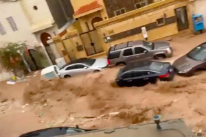 Два человека погибли в результате наводнения в Саудовской Аравии