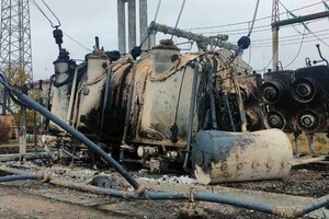 Херсон — с электричеством: украинские энергетики в рекордные сроки устранили последствия российского терроризма в городе
