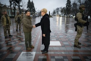 На Аллее смелости в Киеве открыли табличку с именем премьер-министра Литвы