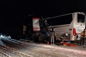 В Латвии попал в аварию автобус с украинскими военными