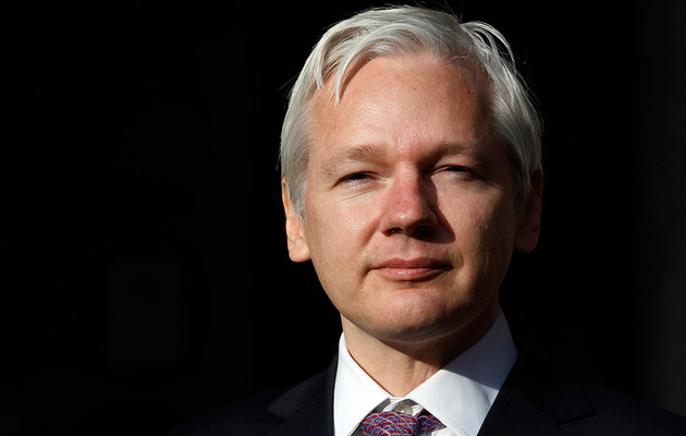 Пять ведущих мировых изданий требуют снять обвинения с основателя Wikileaks Джулиана Ассанжа