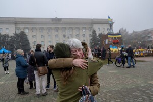 ОКУПОВАНІ. Як Україна повертає життя на звільненій Херсонщині