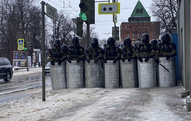Оккупанты свозят дагестанский ОМОН для проведения мобилизации на оккупированном юге Украины