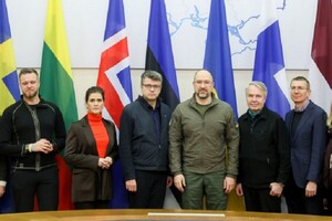 Крупнейший визит с начала вторжения – Украину одновременно посетили главы МИДа семи европейских стран