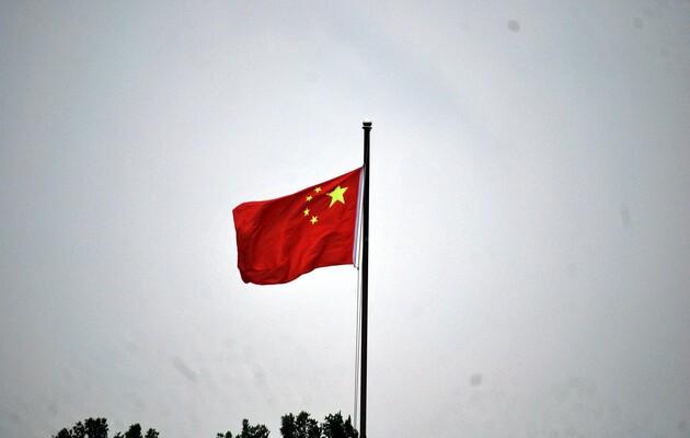 Китай обвинил крейсер США в «незаконном вторжении» во внутренние воды — Reuters
