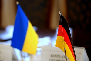 Германия передала Украине надводные беспилотники, спальные мешки и автомобили «скорой помощи»