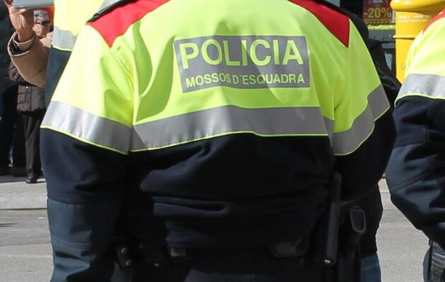 Испанская полиция изъяла еще три конверта с глазами животных, адресовавшихся украинским консульствам
