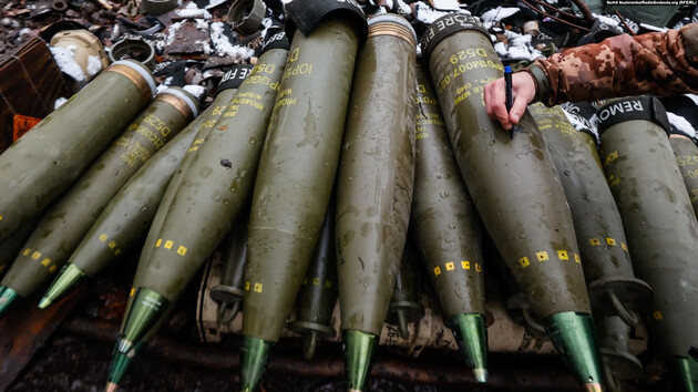 Forbes: Росія до вторгнення знищила в Україні 210 тисяч тонн артилерійських снарядів