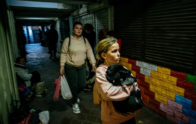 Жителі Запоріжжя вже місяцями змушені спускатися в укриття через систематичні ворожі атаки на місто