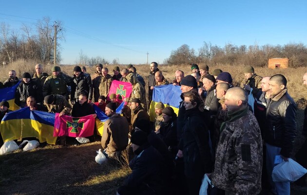 Наши дома: Украина вернула из плена еще 60 военных