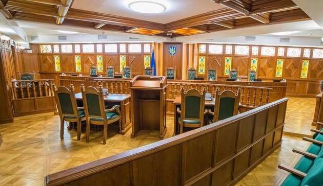 Конституційний суд сьогодні розгляне звільнення трьох суддів, що змінить баланс сил в КСУ