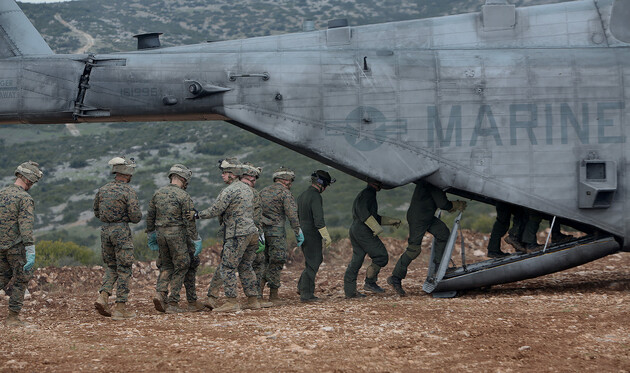 Мілітаризація Лесбосу та Родосу: Туреччина погрожує Греції через військові навчання в Егейському морі