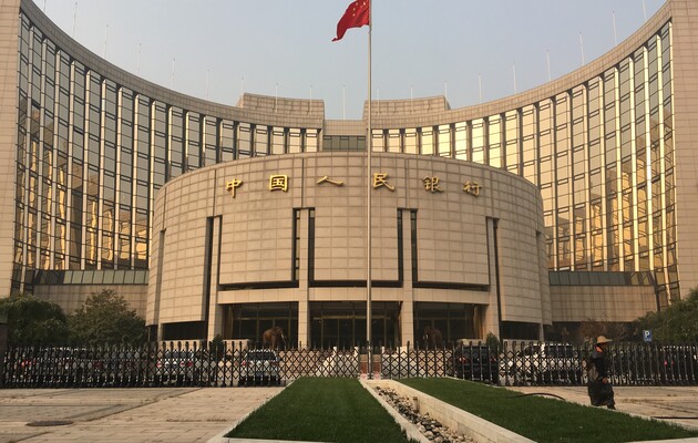 Центральный банк Китая призывает усилить законодательство в связи с рисками от перехода на «зеленую энергетику» 