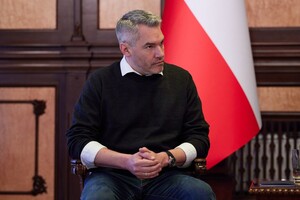 Канцлер Австрії готовий стати посередником між Росією та Україною
