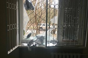 В Херсоне от обстрелов оккупантов пострадали два медучреждения