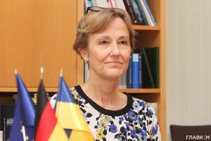 Сейчас нет смысла вести переговоры и именно Украина решит, когда придет время – посол Германии