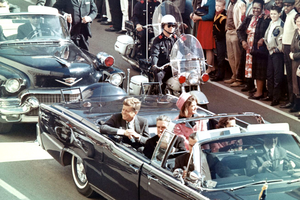 Вбивство Кеннеді: тисячі невідредагованих урядових файлів виклали в мережу 