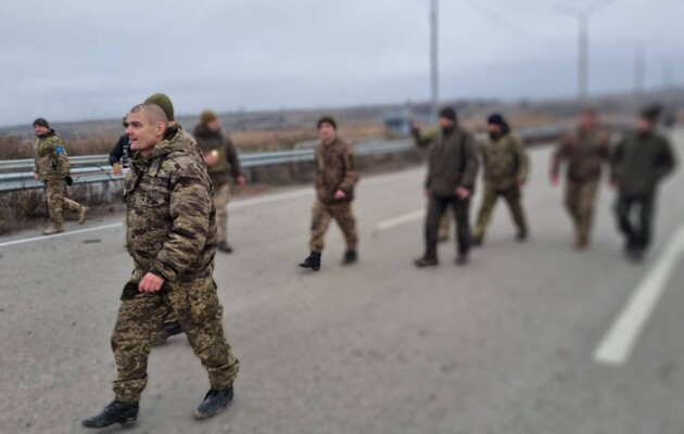 Более 600 украинцев, которые были или остаются в плену, получат по 100 тысяч гривен – Минреинтеграции