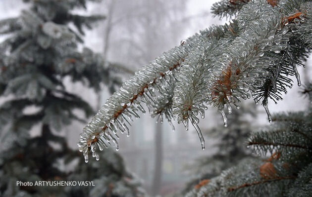 Какая будет погода в Украине 18 декабря: синоптики предупреждают об гололеде
