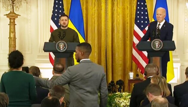 Володимир Зеленський запропонує провести мирний саміт взимку – CNN