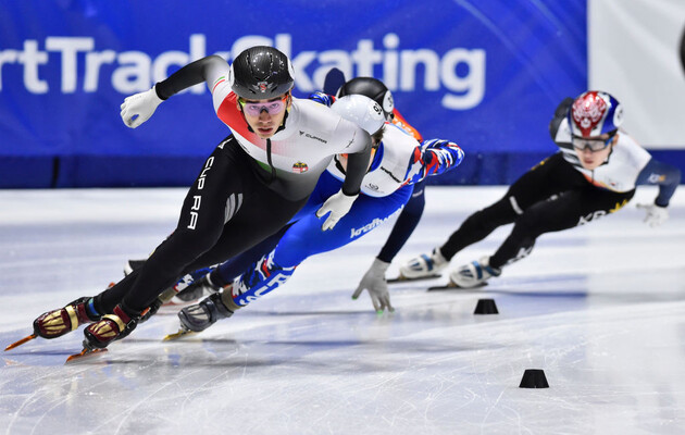 ISU отобрал у России два ЧЕ