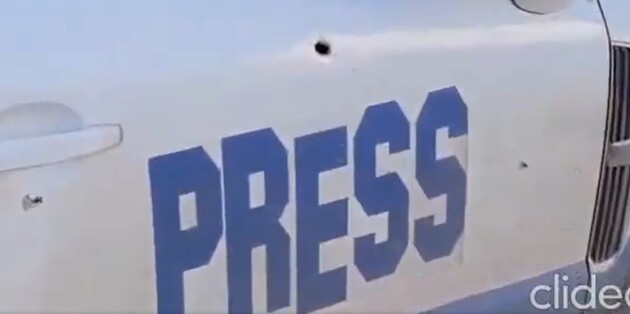 Российские оккупанты обстреляли итальянских корреспондентов на Херсонщине