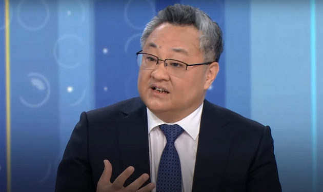 «Не хочемо вибирати між друзями» Україною та РФ — посол Китаю в ЄС