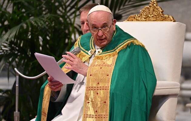 Папа Римский в рождественском обращении призвал не забывать об Украине