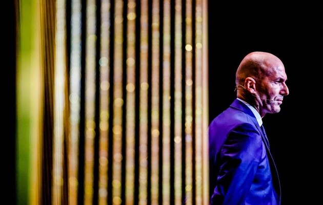 Зидан остается без работы