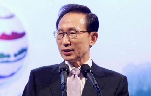 Президент Південної Кореї помилував засудженого за корупцію попередника