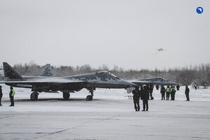 В России изготовили и передали армии партию новеньких истребителей Су-57
