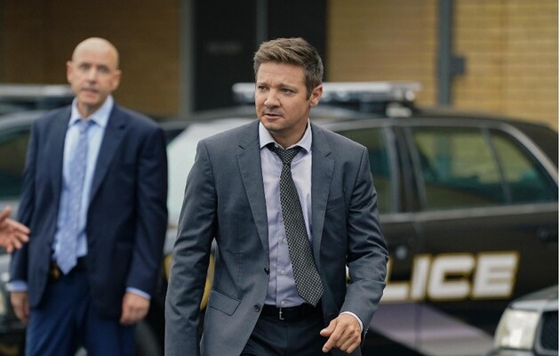 Джереми Реннер госпитализирован из-за несчастного случая