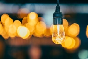 15 мільйонів LED-ламп, які українцям обмінюватимуть безплатно, надійдуть в Україну найближчі тижні