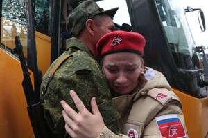 «Солдатські вдови» закликали Путіна оголосити загальну мобілізацію та закрити кордони для чоловіків