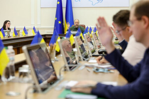 Шмыгаль назвал десять приоритетов украинского правительства в 2023 году