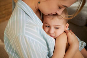 Соціальна допомога: як її отримати одиноким матерям