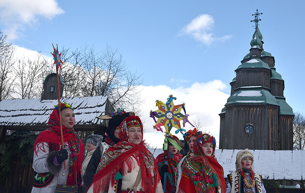 У свято заведено колядувати