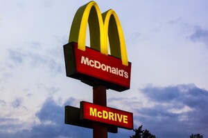 Відголоски війни в Україні: McDonald's заявив про закриття бізнесу в Казахстані