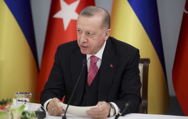 Зеленский после разговора с Эрдоганом: Турция готова принять участие в реализации украинской «формулы мира»
