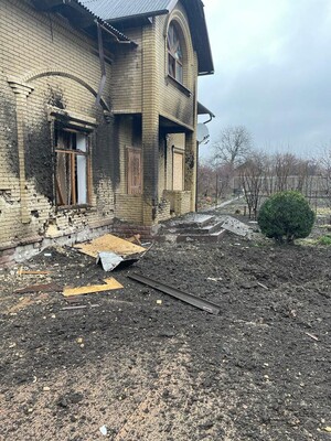 Войска РФ ударили по домам и больнице в Курахово, есть раненый — глава ОВА