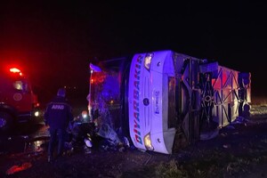 В Турции перевернулся автобус, есть погибшие и пострадавшие