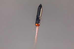 Маск назвав нові терміни першого орбітального польоту Starship