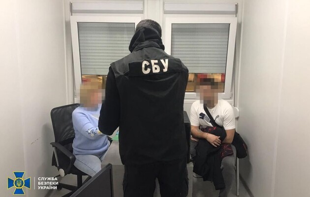 До $3 тис. за виїзд з України: СБУ затримала організаторів нелегальної еміграції «ухилянтів» від армії 