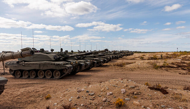 Велика Британія може направити в Україну танки, здатні 