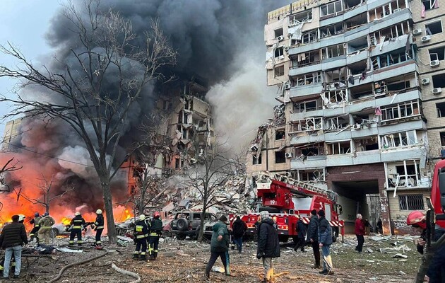 Харьков и область полностью обесточены в результате российского  ракетного удара